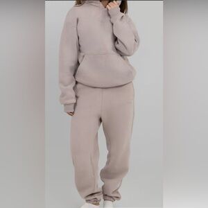 BRAND NEW Comfrt Hoodie and Sweatpants